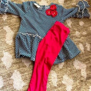 Polka dots and ruffles set